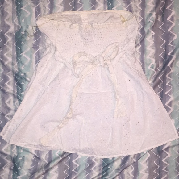 Large Pink Collection strapless white shirt - Picture 3 of 7